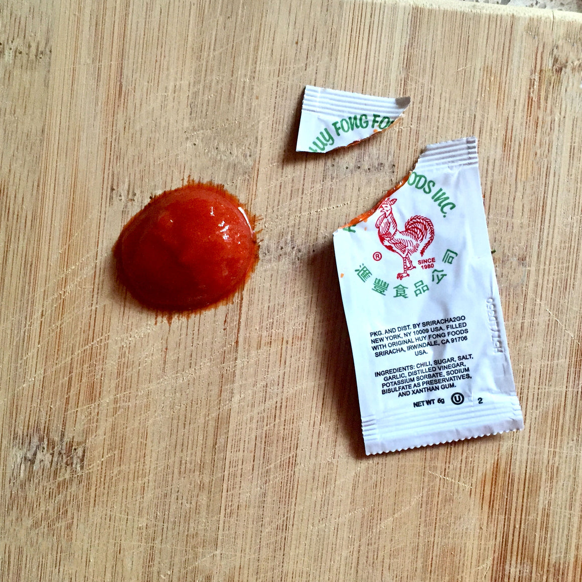 Huy Fong Sriracha hot chili sauce packets